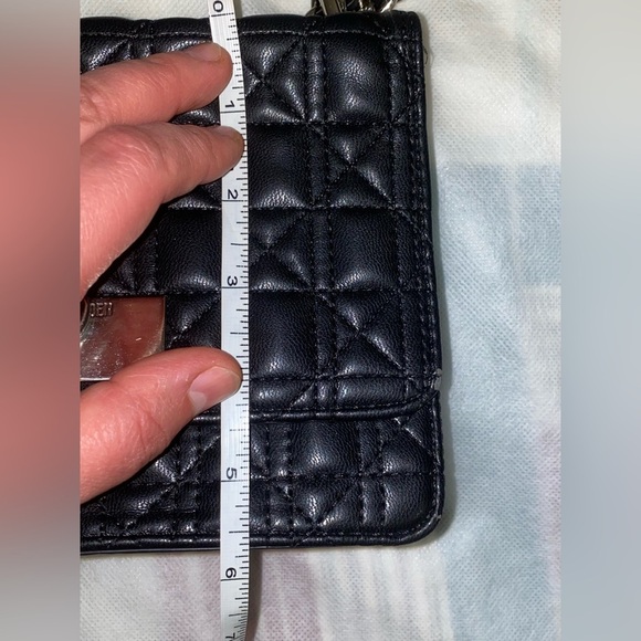 Black Quilted Chain Shoulder Bag. Steve Madden - Picture 4 of 7